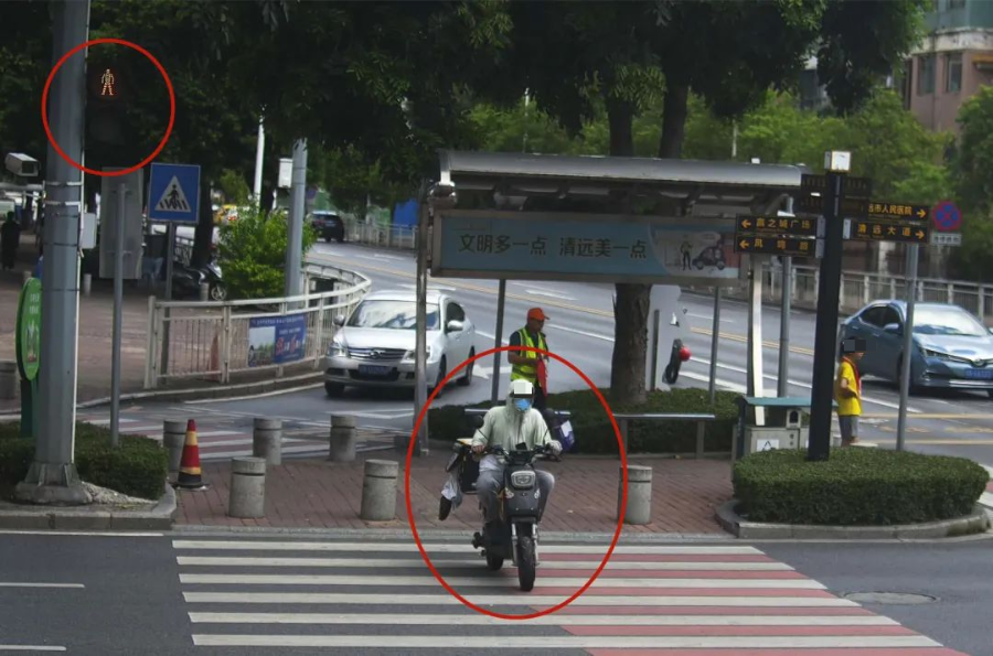 近期骑电动车以及行人交通违法行为日前平安清城曝光了一批可偏偏有些