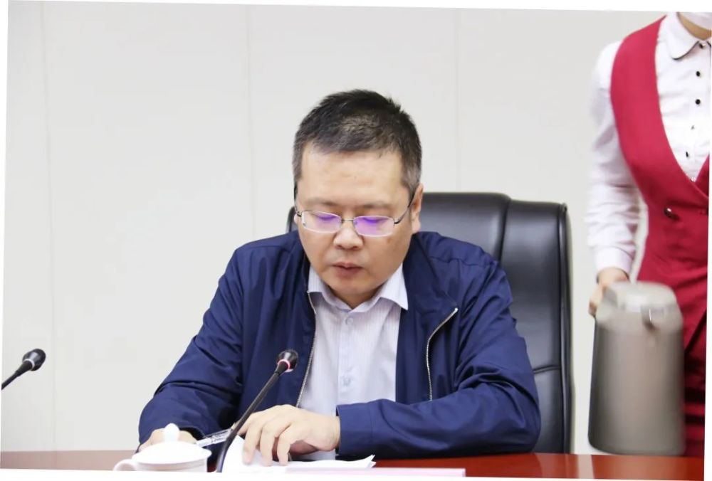 晋中市妇联召开全体干部会议