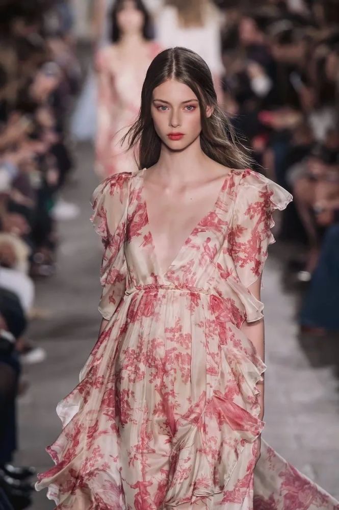 那些年惊艳网络被拿作头像的仙女模特们现在都怎么样了