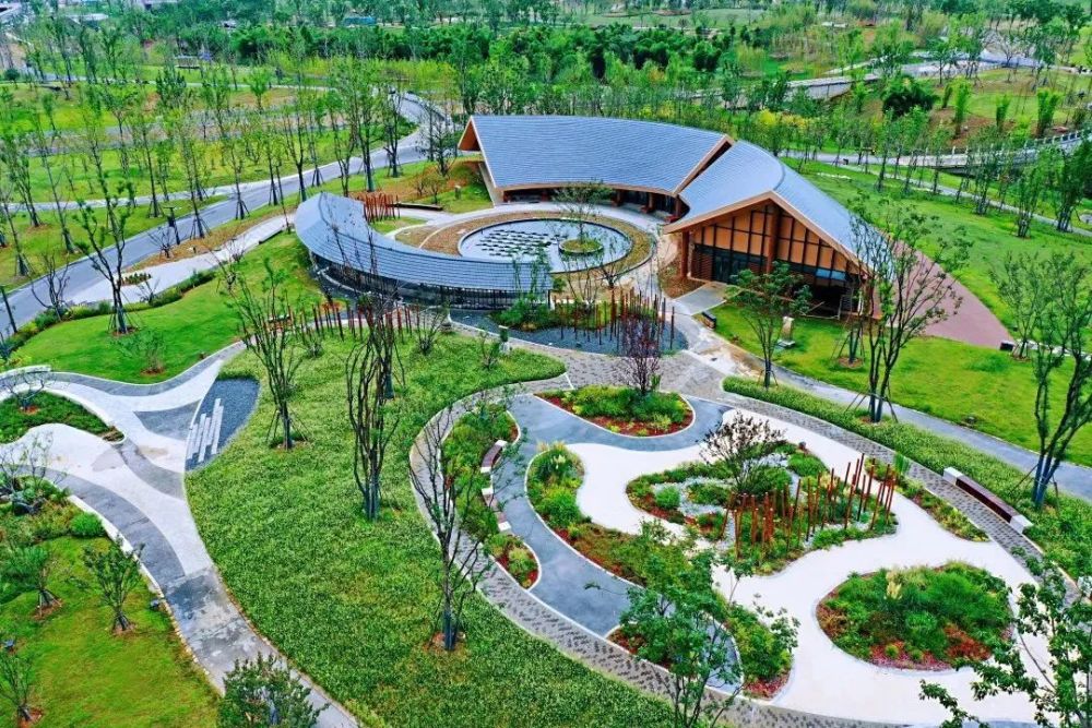 耕读园以商道上著名节点甑子场为文化溯源,以驿文化为主线,串联洛带