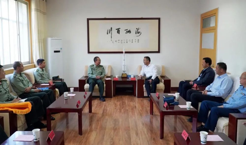 中国人民解放军63600部队来金塔县走访