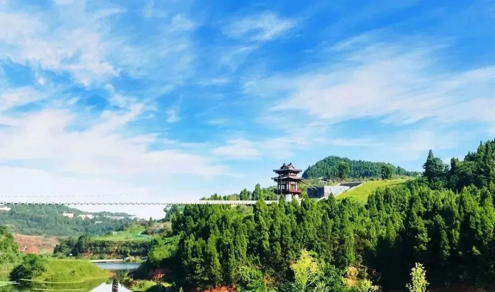 文峰新城自然资源优越,嘉陵江流域依文峰片区而过,区域汇集了凤垭山