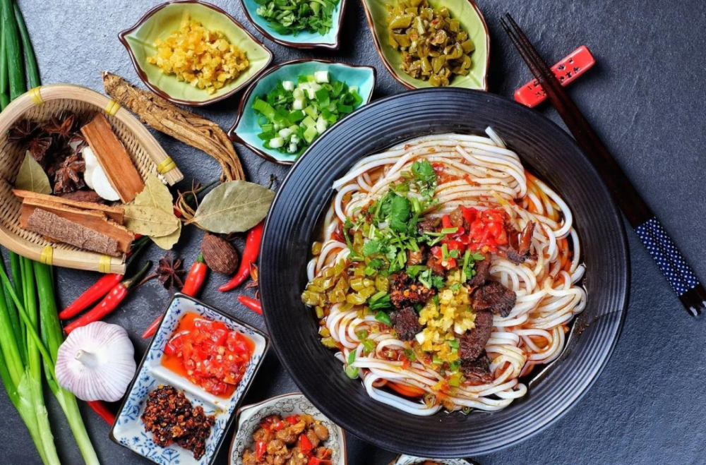 工人日报叫响劳务品牌提升就业质量常德一碗牛肉粉的出圈秘籍