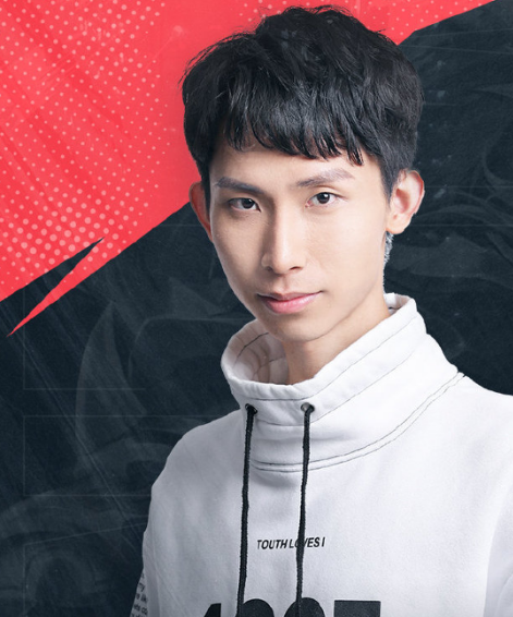 梦泪首发打野成了每日训练至凌晨只为在亚运会争光