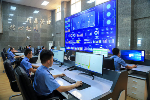 西昌铁路片区首个标准化安全生产调度指挥中心投入使用