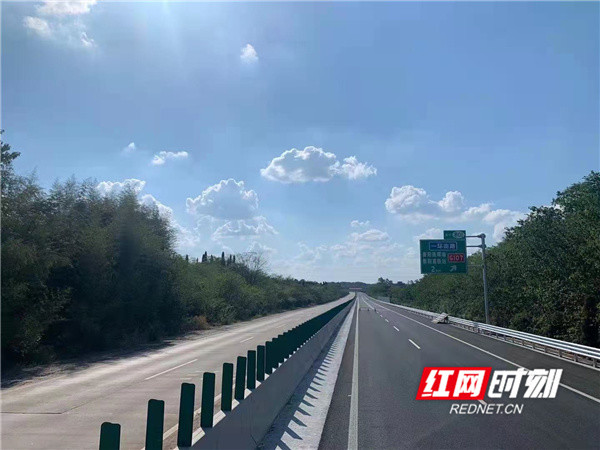 9月27日起,g72泉南高速湖南段衡枣高速公路大修有新变化