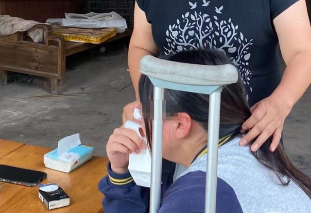 据爆料人透露:自己14岁的女儿在四川泸州市合江县先市职业高级中学