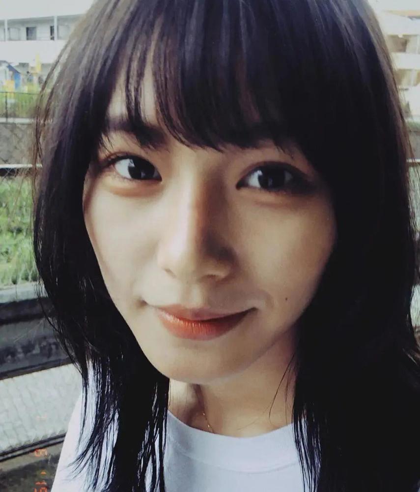 日本女星南沙良杂志美图魅力十足!雪肤玉貌太性感妩媚_腾讯新闻