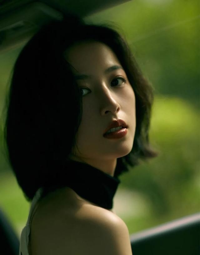 剪短发容易翻车?推荐试试这3款短发,减龄气质还不挑人