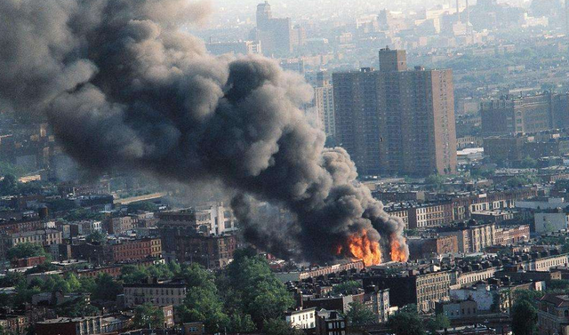 1977年纽约停电,城市陷入瘫痪,为何9个月后大量婴儿出生