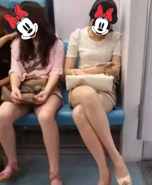 看完刘诗诗倪妮的"黑白天鹅"照,你就该知道,仪态对孩子多重要