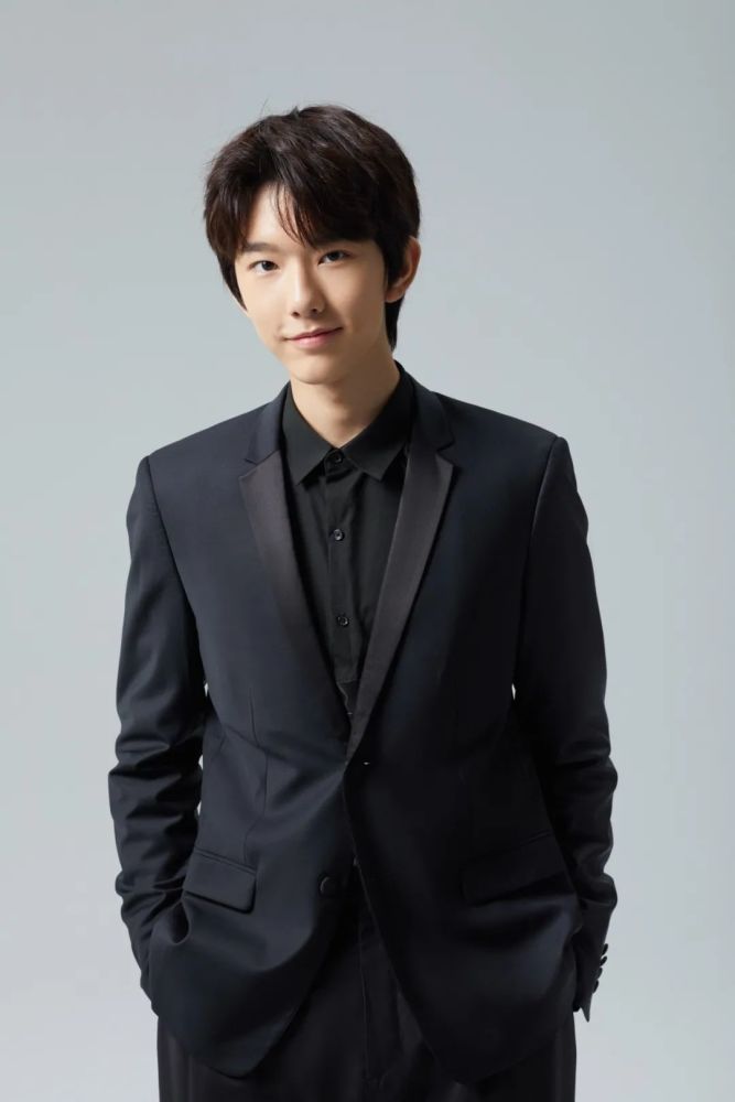 马柏全|电视剧《熟年》昨日开机_腾讯新闻