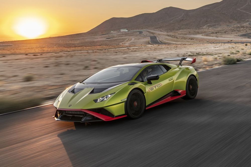 2021年兰博基尼huracansto赛车角色扮演