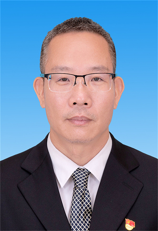 博罗县第十四次党代会闭幕新一届县委常委亮相附简历