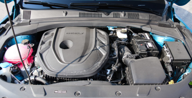 吉利又成功了!入门就配2.0t发动机,颜值爆表,稳如高铁|吉利|星瑞