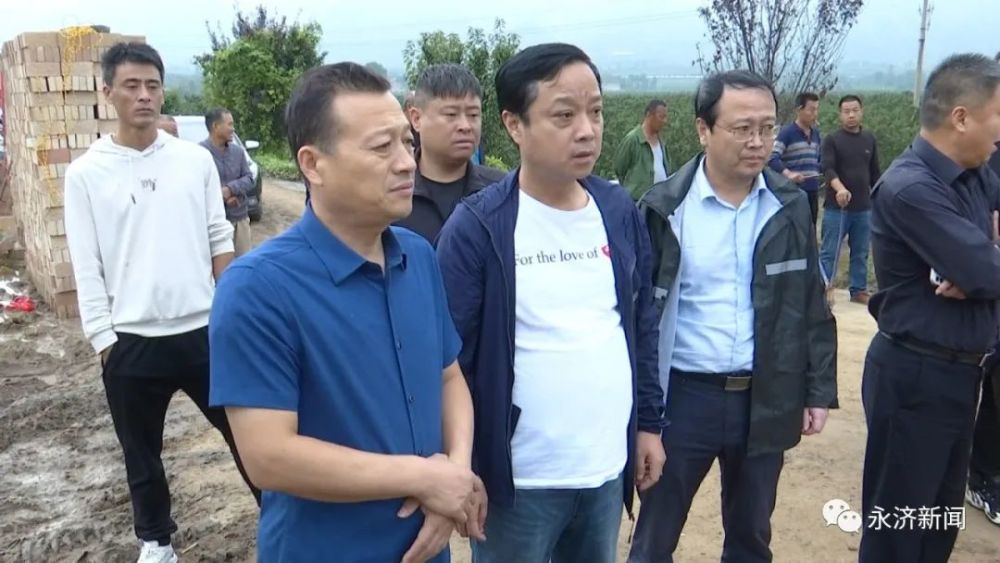 9月25日,市委常委,副市长李晓军带领应急管理,水利等部门负责人,督