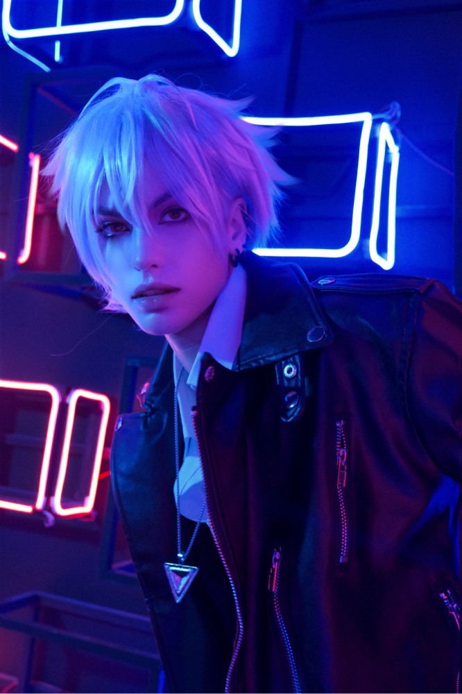 漫画脸顶级身材,却发现是女扮男装_腾讯新闻