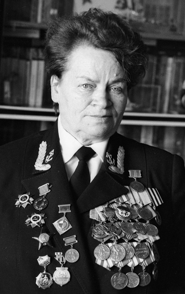 令德军闻风丧胆的苏联花木兰：获40枚勋章8个欧洲城市的荣誉市民002267陕天然气