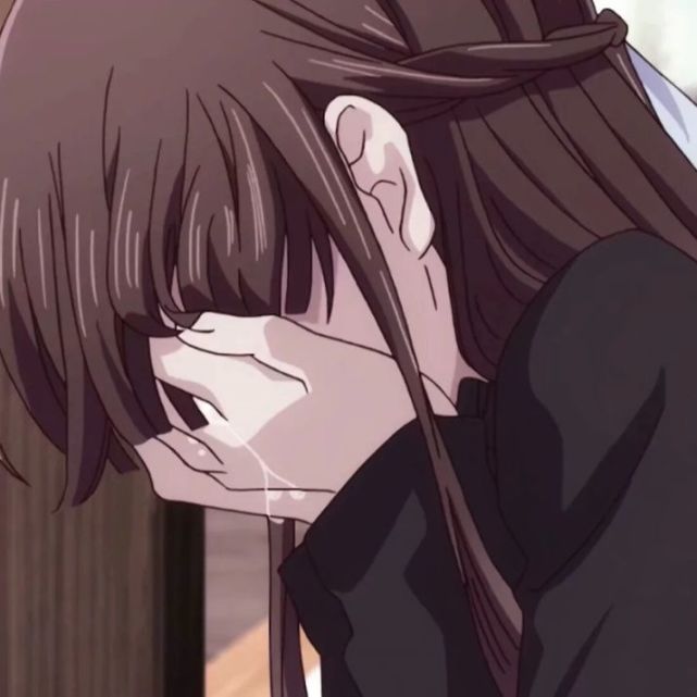 女生头像爱没用相爱才有用