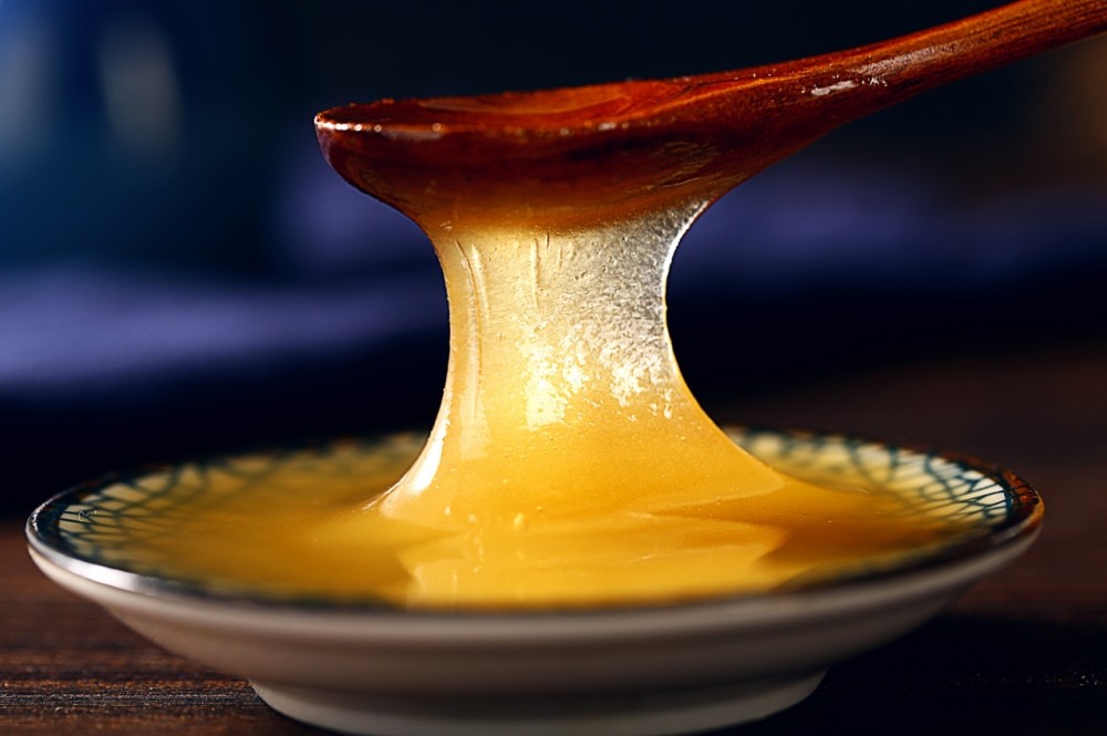 面瘫涂马钱子蜂蜜膏