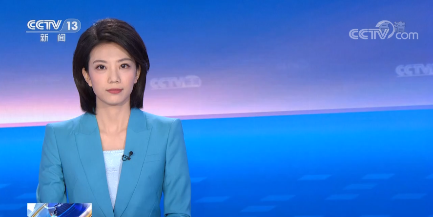 值得一提的是cctv13早间新闻主播,张安琪还参加了2019央视主持人大赛.