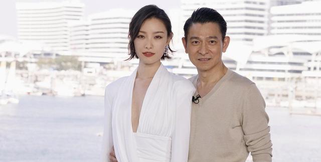 刘德华新片官宣小40岁的张子枫演女儿小17岁的刘涛演前妻