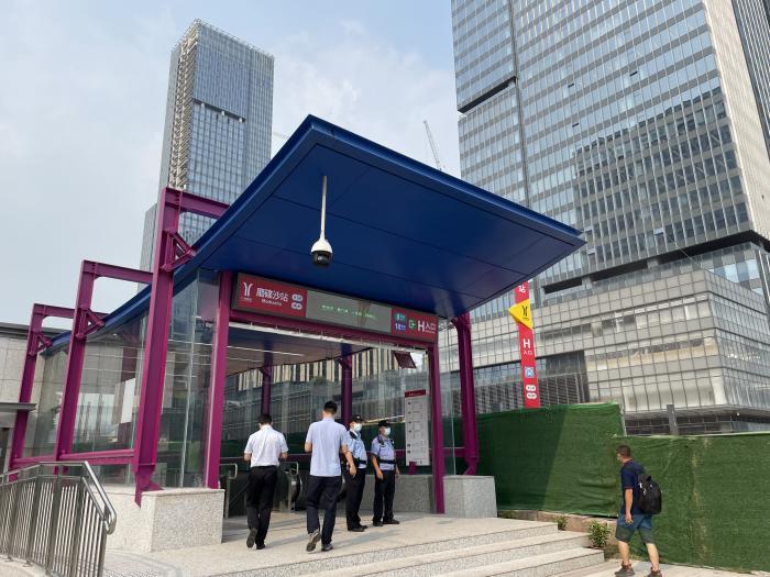 广州地铁18号正式开通琶洲立体交通枢纽雏形初现