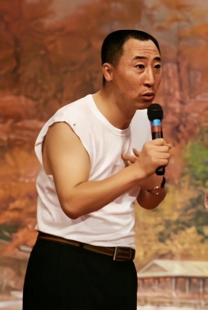 张小光赵本山的徒弟曾为省过路费身亡儿子也加入本山传媒