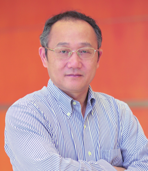 作为个人身价高低和人生价值的权重不懈追求的当下,刘进教授此举,犹如