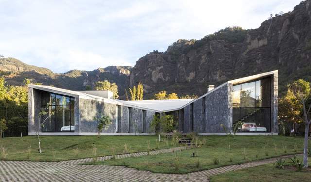 以石为材构筑的私人住宅:将结构,空间及美学融为一体|建筑|石材|立面