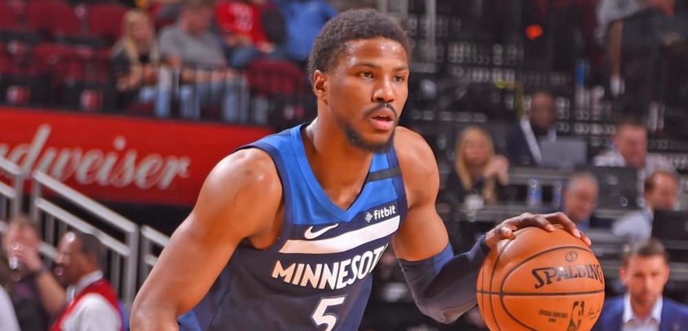 马利克-比斯利 25岁的全明星球员，场均能拿20＋4，如今却入狱或结束NBA生涯！