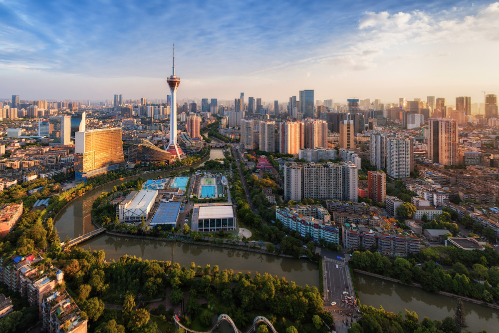 首次晉級超大城市與四大一線城市直轄市並列這座城市究竟憑什麼