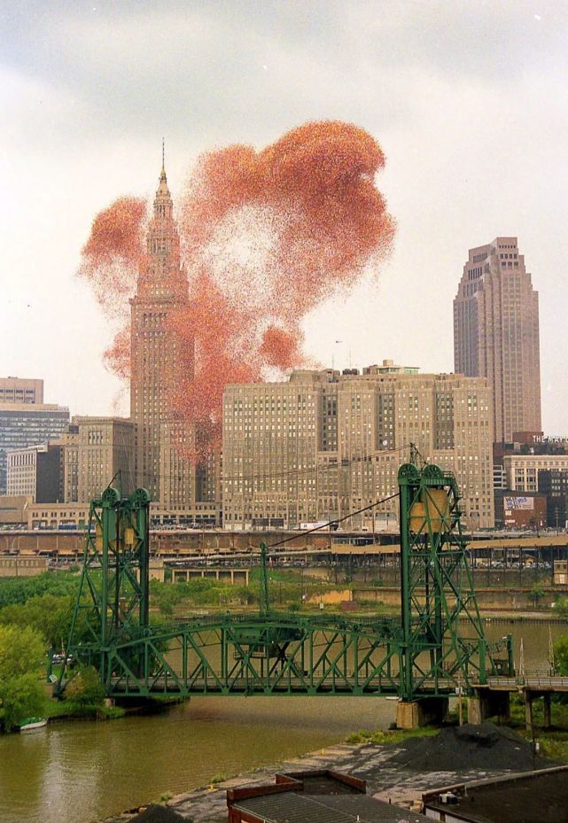 做慈善还是做大死,克利夫兰气球之灾