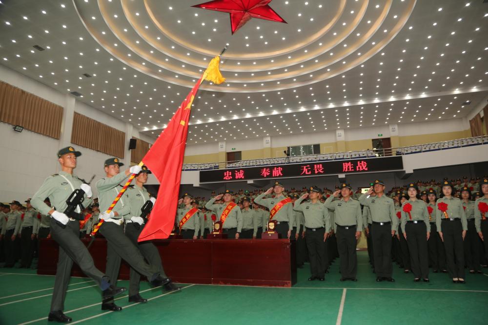 战友,谢谢和你一起走过