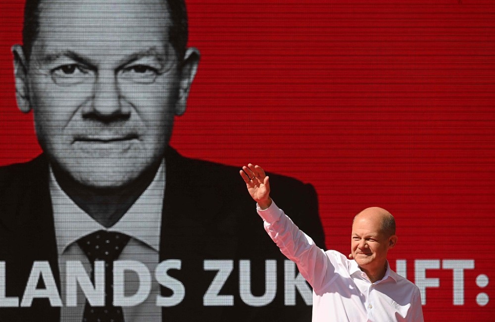 图源:视觉中国该报还提到,肖尔茨的保守派竞争对手阿明·拉舍特(armin