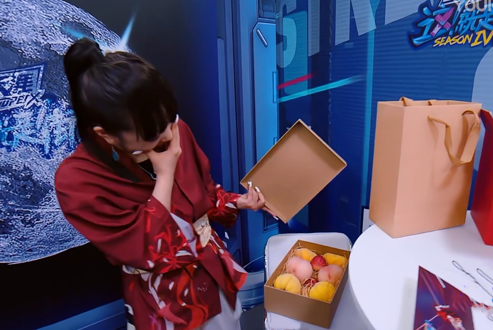 这就是街舞4真心换真心王一博的礼物暖到你了吗