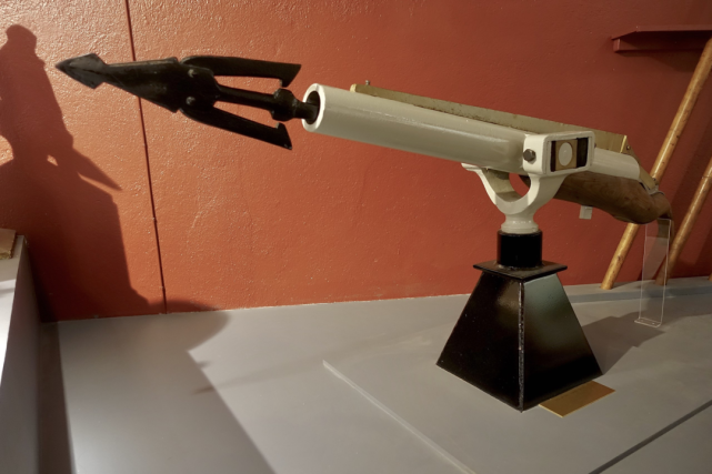 【现代捕鲸炮:火药与鱼叉的结缘,无数鲸类的噩梦】靠着这项发明,水手