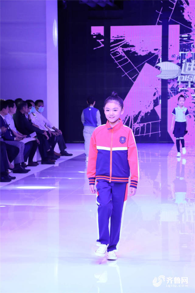 迪尚校园服发布会精彩绽放|迪尚集团|组图|校服|校园