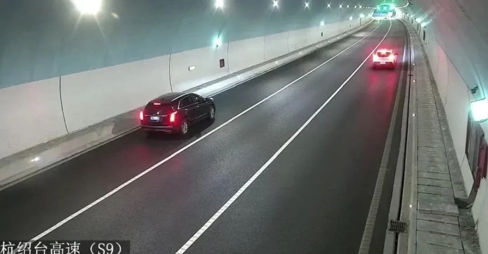 隧道妈妈被撞死