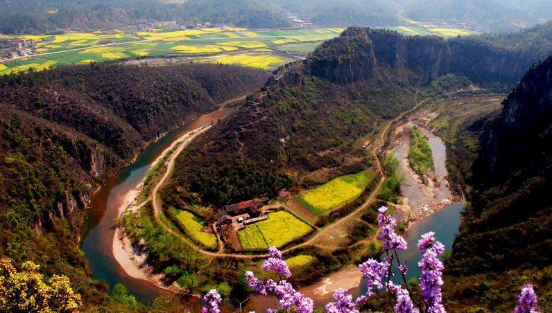 南漳春秋寨十年发展铸辉煌