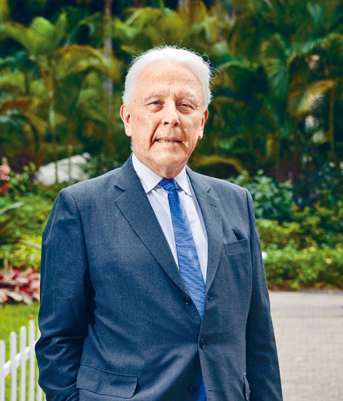 英籍大律师江乐士看不过眼了!