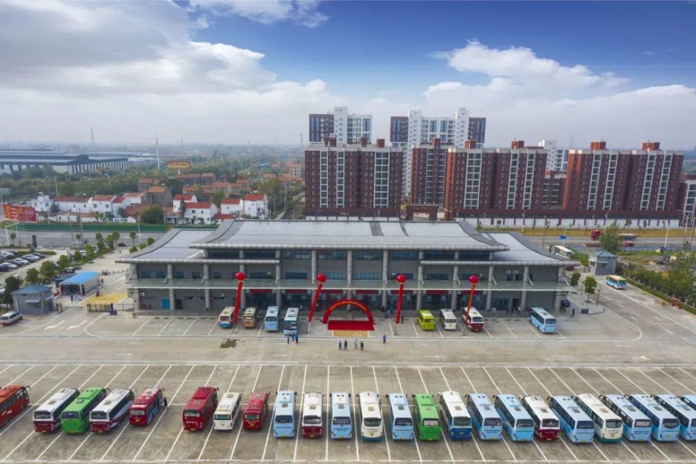 应城中心客运站正式投入试运营