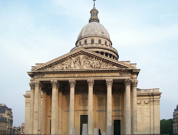 万神庙:罗马完整美丽的建筑,历史悠久