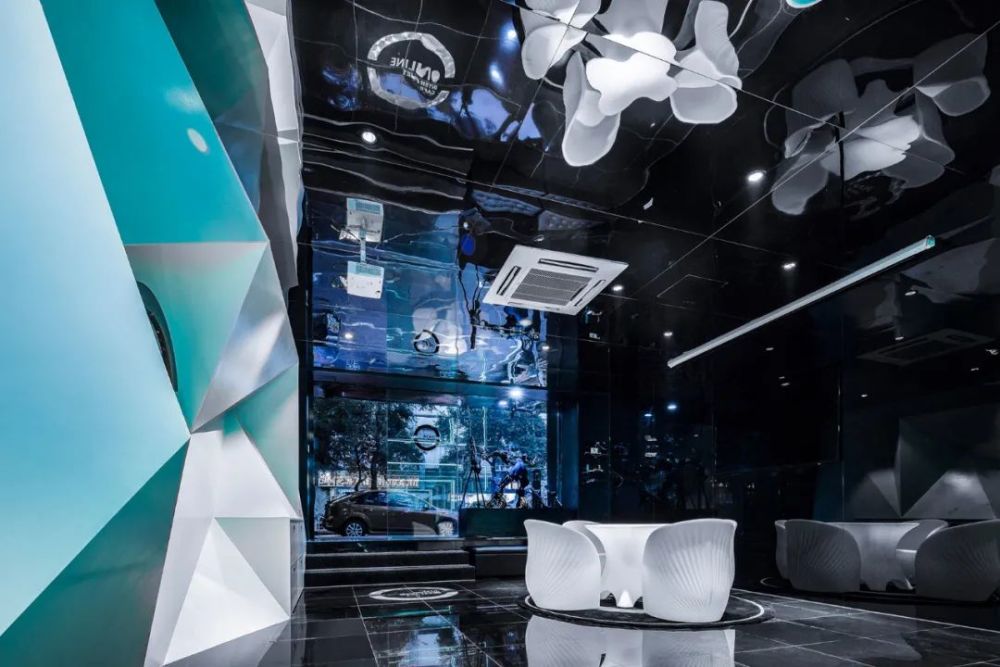 【会员】科技感网红店_腾讯新闻