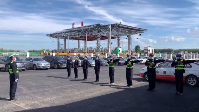 哈尔滨双城收费站通了!