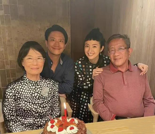 异地而居老公直至临产才回家 林依晨结婚6年终怀孕曾被要求吃青蛙 全网搜