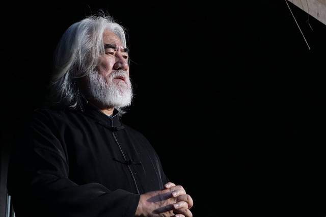 恭喜70岁张纪中或将再度当爸爸疑似默认小30多岁妻子怀上第三胎