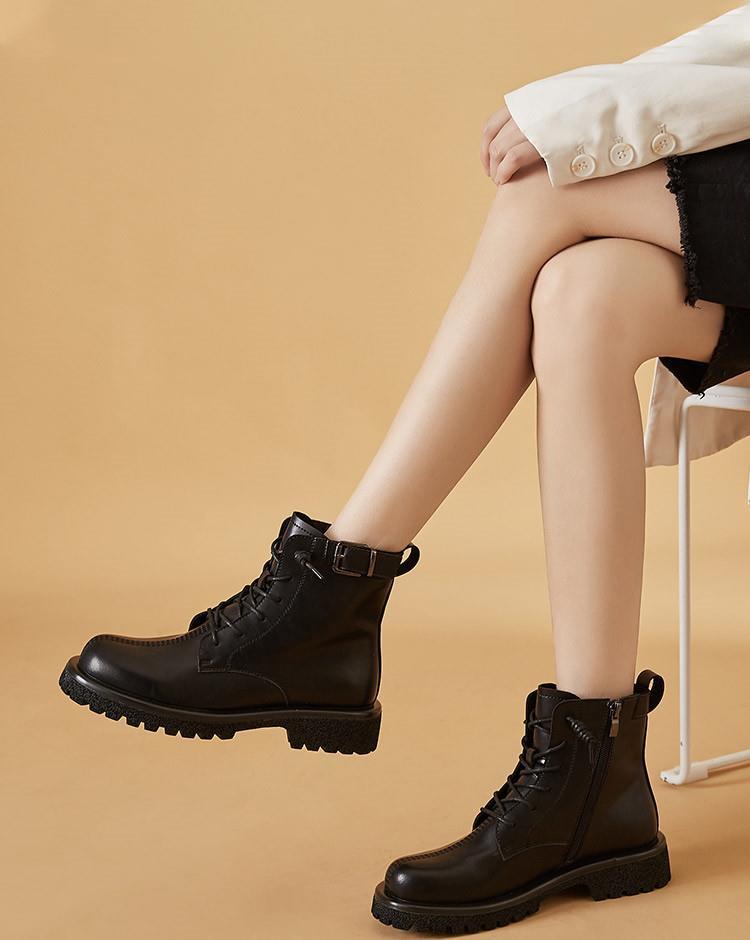 满大街的马丁靴如何穿才能美出圈?不仅要会"选",更要会"搭"