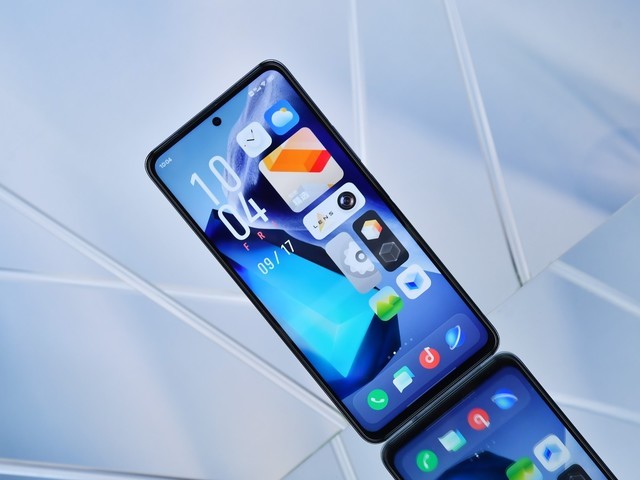 要说续航长的手机,就不得不提到新发布的iqoo z5.