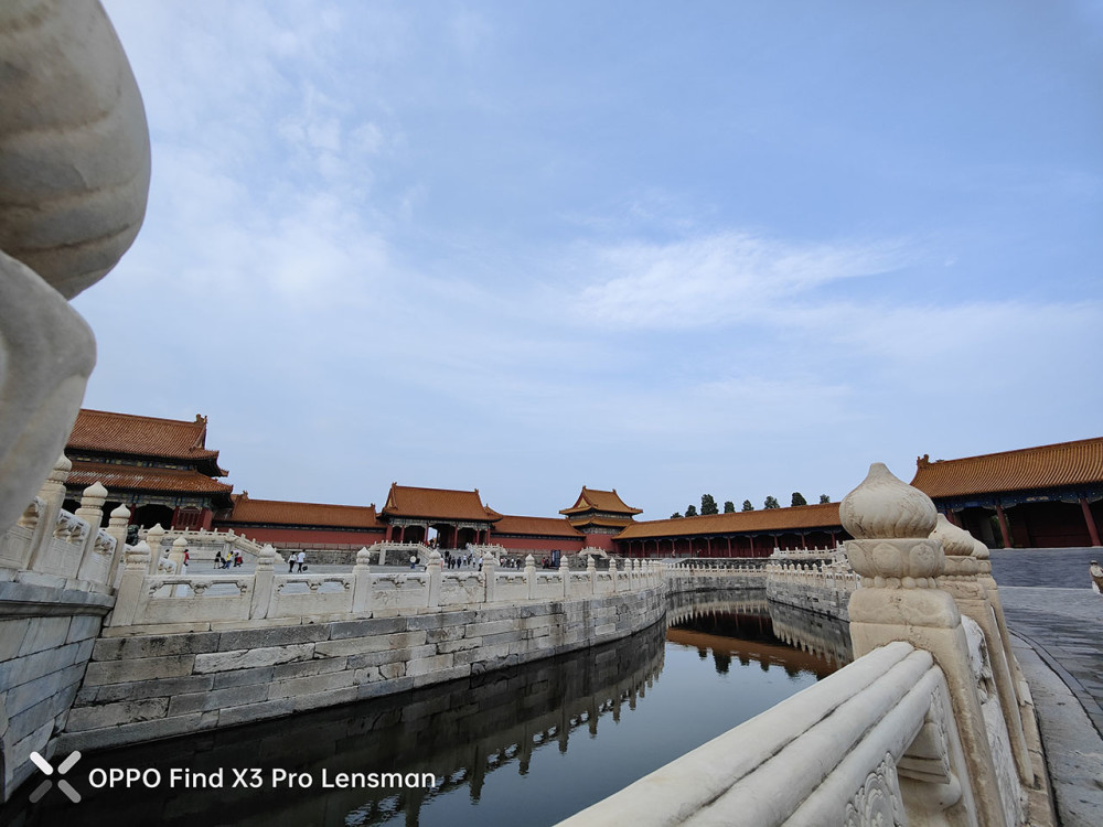 从样张来看,oppo find x3 pro摄影师版的色彩表现非常丰富,具有极强的